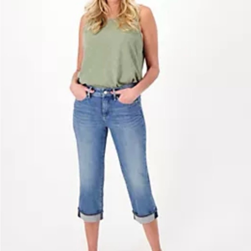 NYDJ Marilyn Cropped Jeans Size 26WP‎